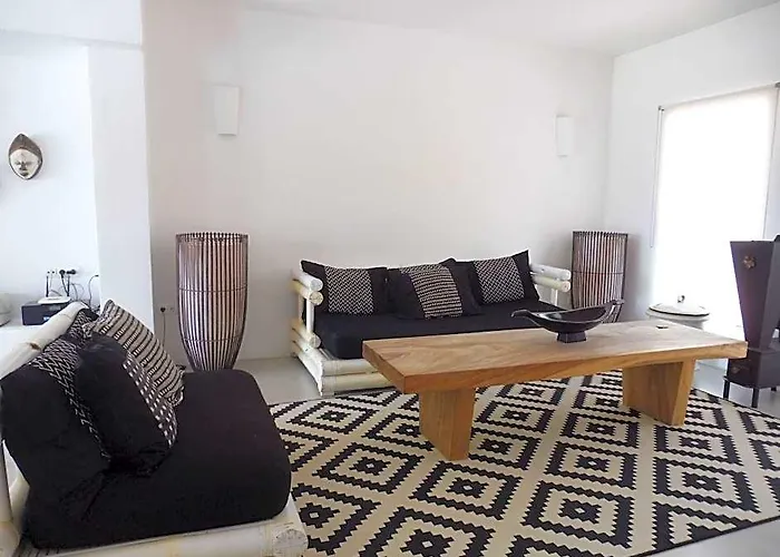 Villa In Cala Tarida With Private Pool Sea View