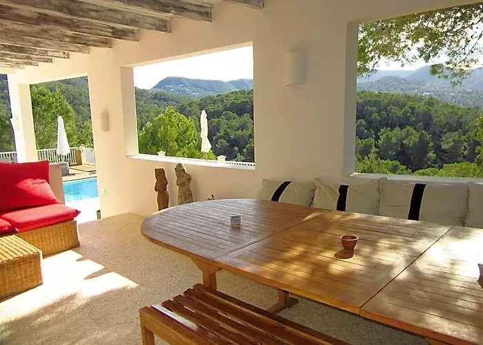Villa In Cala Tarida With Private Pool Sea View
